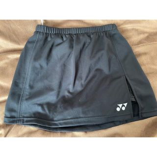 ヨネックス(YONEX)の☆値下中☆ヨネックス　黒　インナースパッツ付きスコートSサイズ(バドミントン)