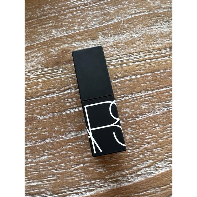 NARS(ナーズ)のnars リップスティック　サテン　2917 コスメ/美容のベースメイク/化粧品(口紅)の商品写真