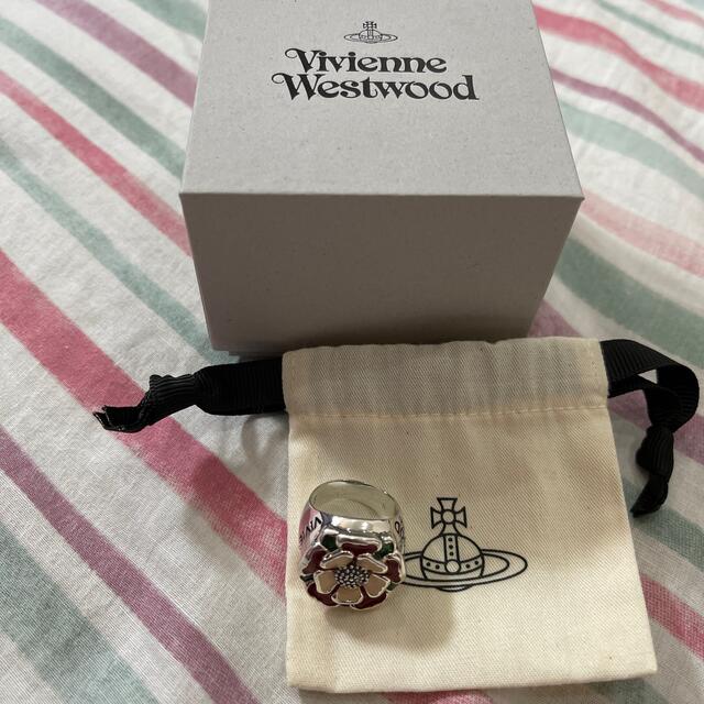 Vivienne Westwood(ヴィヴィアンウエストウッド)のVivienne Westwood  TUDOR ROSE RING レディースのアクセサリー(リング(指輪))の商品写真