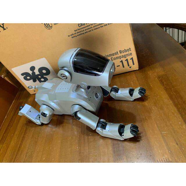 aibo ERS-111/w