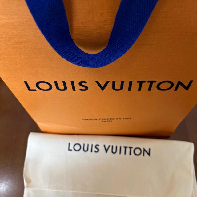 LOUIS VUITTON(ルイヴィトン)のLOUIS VUITTON  アセソワール保存袋＆ショッパー　新品未使用 レディースのバッグ(ショップ袋)の商品写真