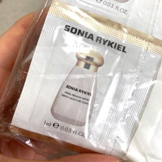 ソニアリキエル(SONIA RYKIEL)のイドラプルミエールパルフェ　ソニアリキエル(ブースター/導入液)