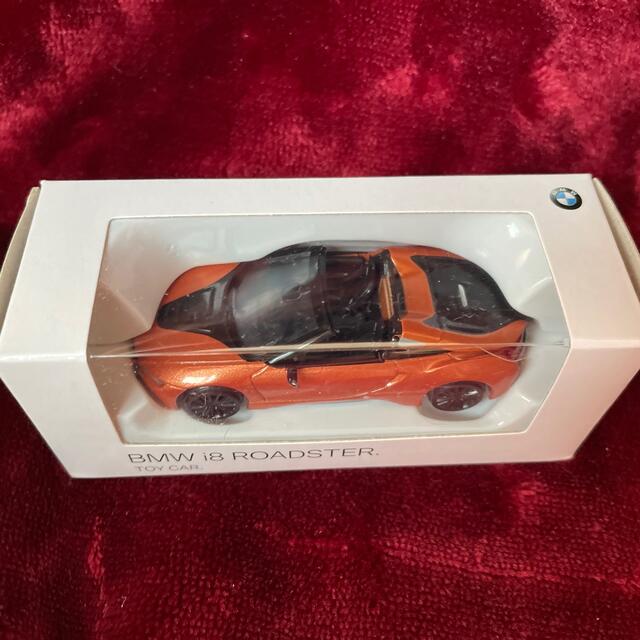 BMW(ビーエムダブリュー)の【新品】BMW i8 ROADSTAR. TOY CAR エンタメ/ホビーのおもちゃ/ぬいぐるみ(ミニカー)の商品写真