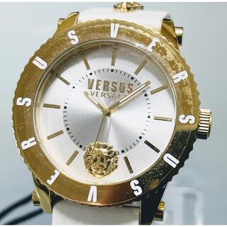 ヴェルサーチ メンズ腕時計(アナログ)（ホワイト/白色系）の通販 34点 