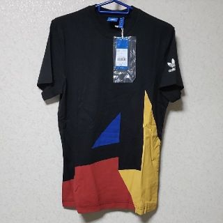 アディダス(adidas)のadidas  Tシャツ(Tシャツ/カットソー(半袖/袖なし))