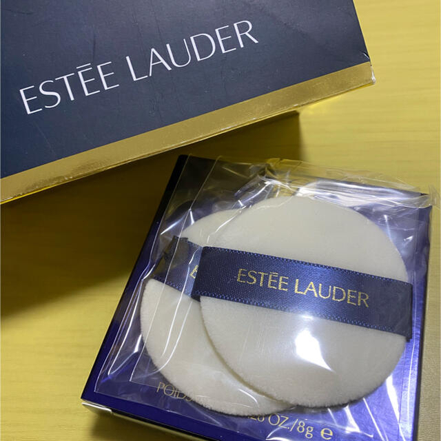 Estee Lauder(エスティローダー)のエスティローダー　コンパクトプレストパウダー コスメ/美容のベースメイク/化粧品(フェイスパウダー)の商品写真