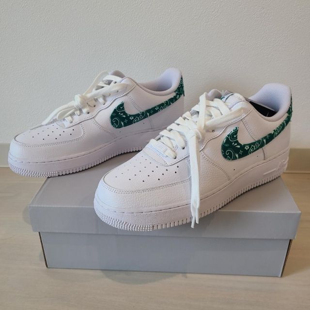 スニーカーWMNS Air Force 1 Low'07Ess"Paisley Green