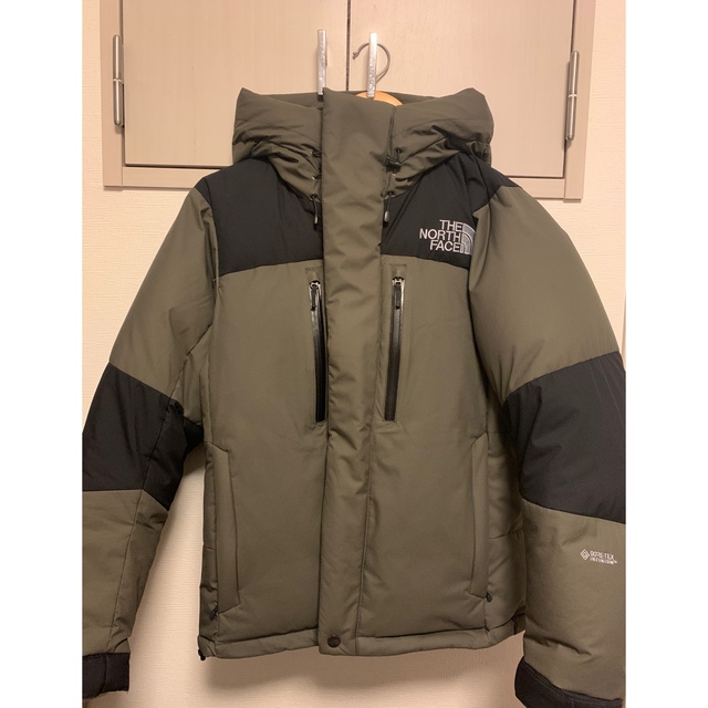 THE NORTH FACE(ザノースフェイス)のTHE NORTH FACE バルトロライトジャケット ニュートープ メンズのジャケット/アウター(ダウンジャケット)の商品写真