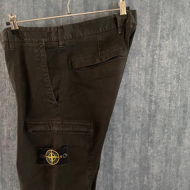 STONE ISLAND(ストーンアイランド)のSTONE ISLAND スリムパンツ　TYPE SK W30  2020モデル メンズのパンツ(ワークパンツ/カーゴパンツ)の商品写真