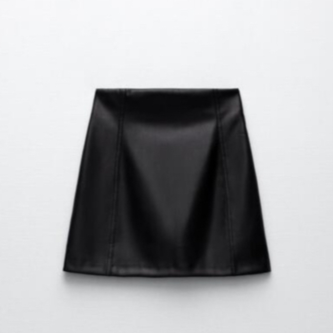 ZARA(ザラ)のZARA トップステッチ フェイクレザースカート M 新品タグ付き レディースのスカート(ミニスカート)の商品写真