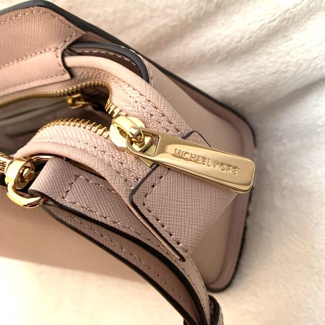 Michael Kors(マイケルコース)のショルダーバッグ(MICHAEL KORS) レディースのバッグ(ショルダーバッグ)の商品写真