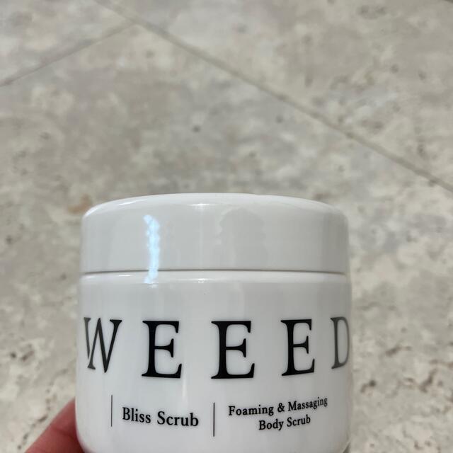 新品 WEEED ウィード ブリススクラブ コスメ/美容のボディケア(ボディスクラブ)の商品写真