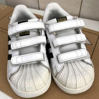 アディダス(adidas)の【専用】adidasスーパースター16cm(スニーカー)