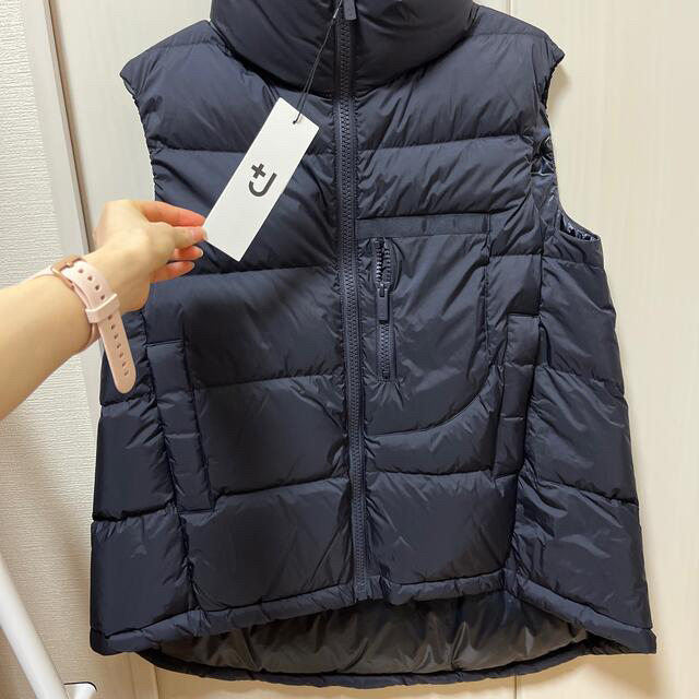 UNIQLO(ユニクロ)のUNIQLOダウンボリュームベスト+j    S レディースのジャケット/アウター(ダウンベスト)の商品写真