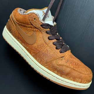 ナイキ(NIKE)のNIKE AIR JORDAN 1 PHAT LOW  ELEPHANT(スニーカー)