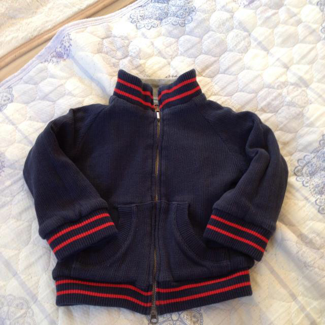 TOMMY HILFIGER(トミーヒルフィガー)のtommy スウェットセット キッズ/ベビー/マタニティのキッズ服男の子用(90cm~)(その他)の商品写真