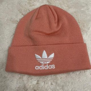 アディダス(adidas)のadidasニット帽(ニット帽/ビーニー)