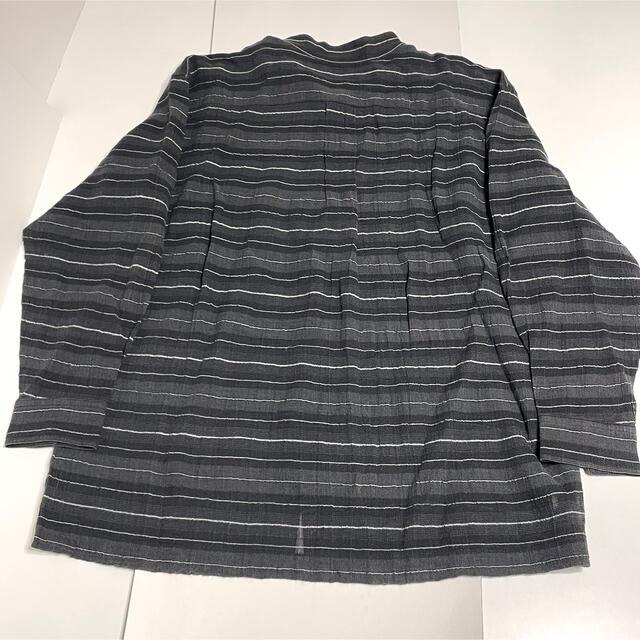 ISSEY MIYAKE(イッセイミヤケ)のイッセイミヤケ　ペルマネンテ　ブラウス　シャツ　黒系　 レディースのトップス(シャツ/ブラウス(長袖/七分))の商品写真