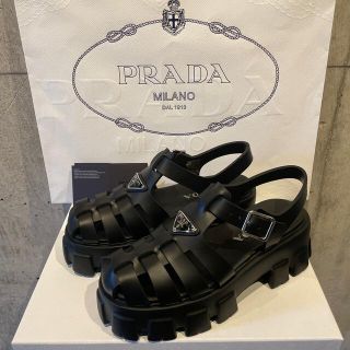 PRADA - プラダ 新作 完売 フォームラバー サンダルの通販 by cozy