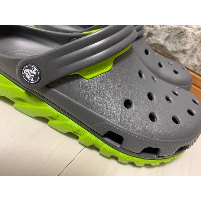 crocs(クロックス)の✨【新品　未使用　タグ付き】クロックス　25cm✨ メンズの靴/シューズ(サンダル)の商品写真