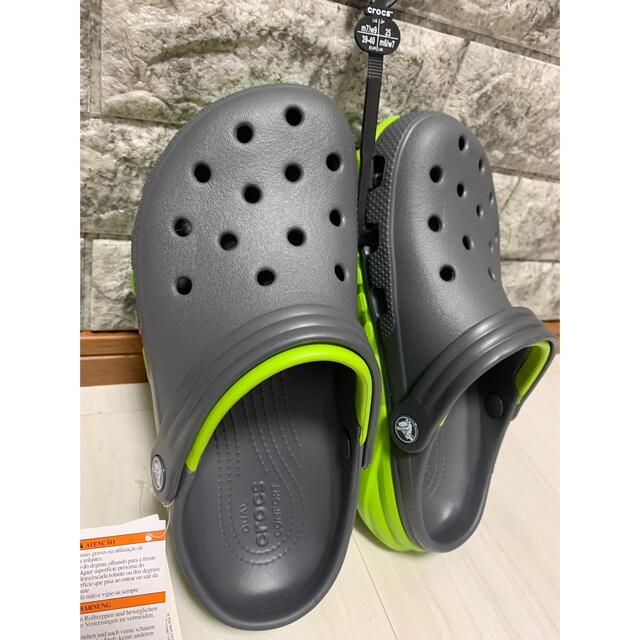 crocs(クロックス)の✨【新品　未使用　タグ付き】クロックス　25cm✨ メンズの靴/シューズ(サンダル)の商品写真