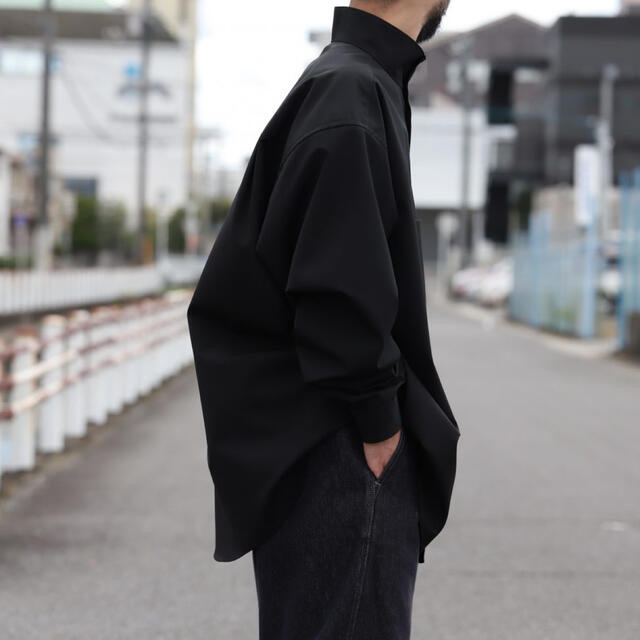 COMOLI(コモリ)の【Graphpaper】#21AW別注 Stand Collar Shirt 黒 メンズのトップス(シャツ)の商品写真