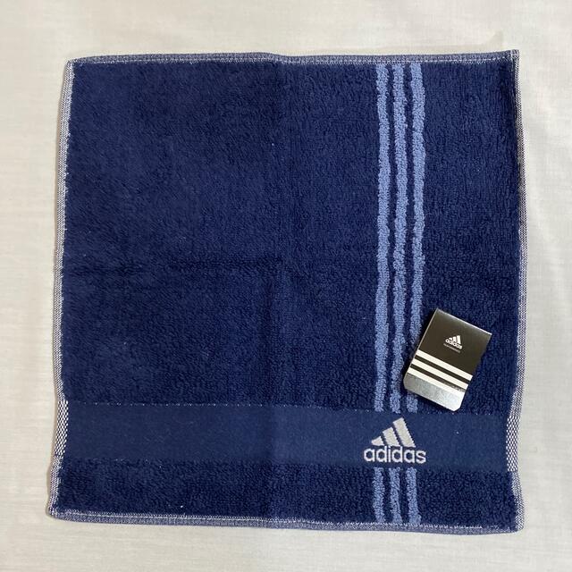 adidas(アディダス)のアディダス　タオルハンカチ　未使用品　ネイビー　#1551 メンズのファッション小物(ハンカチ/ポケットチーフ)の商品写真