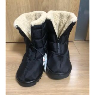 ZARA - ZARA フェイクボアキルティング アンクルブーツの通販 by