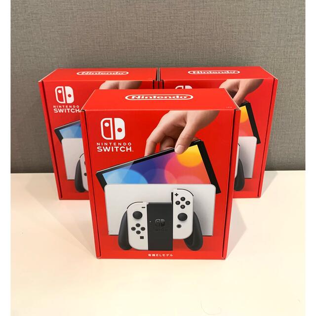 任天堂(ニンテンドウ)の新品未開封　ニンテンドースイッチ有機EL モデル　ホワイト　3台 エンタメ/ホビーのゲームソフト/ゲーム機本体(家庭用ゲーム機本体)の商品写真