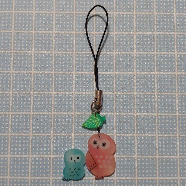 ハンドメイド ふくろうの親子と葉っぱのストラップ ファスナーチャーム