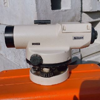 Nikon - Nikon (ニコン)測量機 オートレベル AE-7 三脚付の通販 by ...
