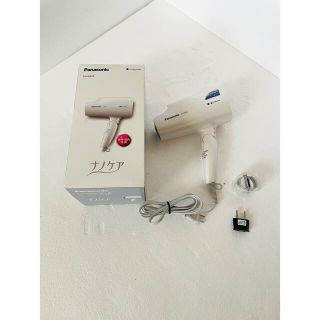 パナソニック(Panasonic)のパナソニック　ヘアドライヤーナノケア　EH-NA56W(ドライヤー)