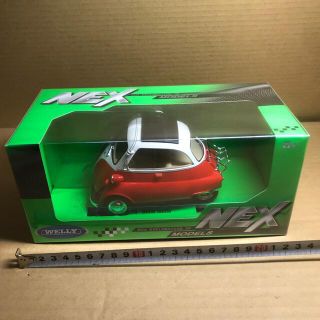 ビーエムダブリュー(BMW)のWELLY 1/18 BMW イセッタ　ミニカー  レッド(ミニカー)