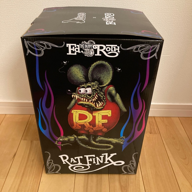 MEDICOM TOY(メディコムトイ)のラットフィンク　ソフビ製塗装済完成品RAT FINK 8Ball Edition エンタメ/ホビーのおもちゃ/ぬいぐるみ(キャラクターグッズ)の商品写真