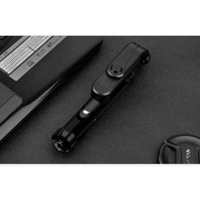 セルカ棒　自撮り棒　三脚付き　Bluetooth リモコンシャッター付き　大人気 スマホ/家電/カメラのスマホアクセサリー(自撮り棒)の商品写真