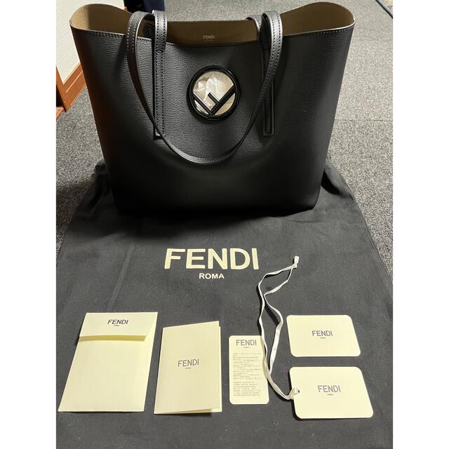 FENDI(フェンディ)のフェンディ トートバッグ　新品 レディースのバッグ(トートバッグ)の商品写真