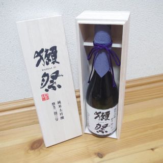 旭酒造 純米大吟醸 獺祭 磨き二割三分 720ml(日本酒)