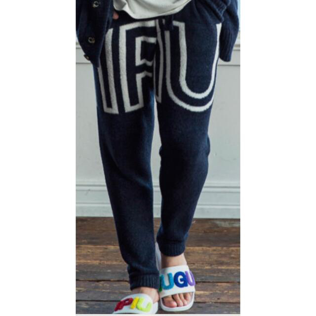 1piu1uguale3(ウノピゥウノウグァーレトレ)のコナン様専用 メンズのトップス(ニット/セーター)の商品写真