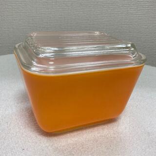 パイレックス(Pyrex)のオールドパイレックス レフリジレーター　Sサイズ（オレンジ色）(食器)