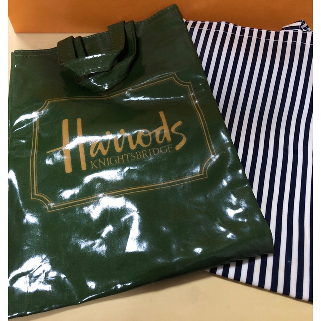 Harrods(ハロッズ)の💕新品未使用💕Harrods💕トートバッグ💕おまけ付💕 レディースのバッグ(トートバッグ)の商品写真