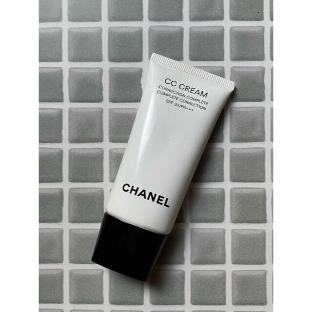 CHANEL(シャネル)のCHANEL シャネル　CCクリーム N 12 ベージュ ロゼ　ファンデ下地 コスメ/美容のベースメイク/化粧品(CCクリーム)の商品写真