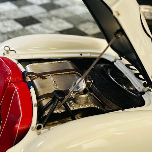期間限定送料無料 1 18 CMC フェラーリ 250 TR ポンツーンフェンダー