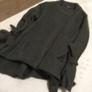 ザラ(ZARA)のZARA♡袖リボンニット(ニット/セーター)