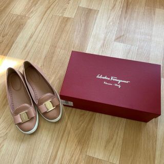 サルヴァトーレフェラガモ(Salvatore Ferragamo)のsalvatore ferragamo フラットシューズ(ハイヒール/パンプス)