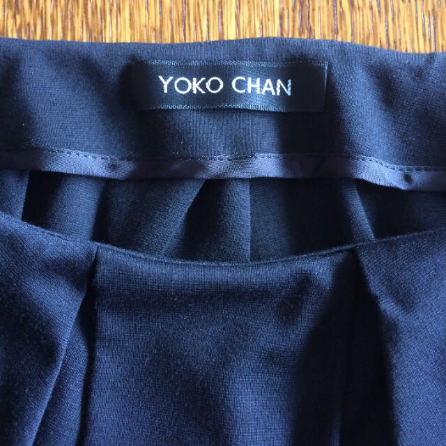 DEUXIEME CLASSE(ドゥーズィエムクラス)のヨーコチャン YOKO CHAN 38 タックプリーツスカート レディースのスカート(ひざ丈スカート)の商品写真