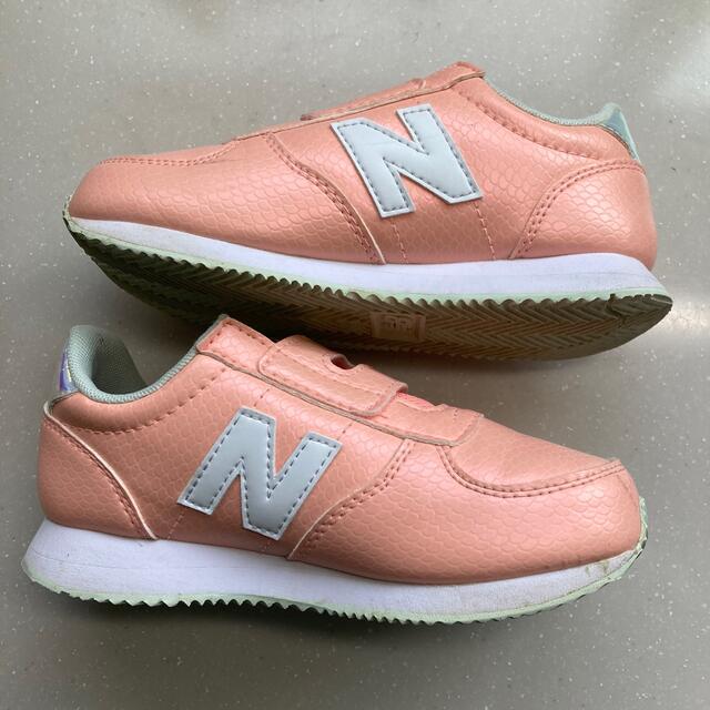 New Balance(ニューバランス)のニューバランス　スニーカー　18.5㎝ キッズ/ベビー/マタニティのキッズ靴/シューズ(15cm~)(スニーカー)の商品写真