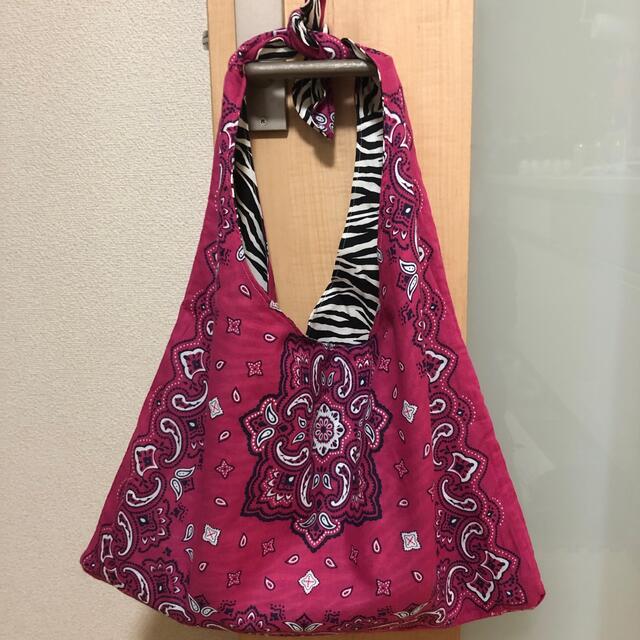 バンダナ　エコバック　リバーシブル　ピンク　ゼブラ柄 レディースのバッグ(エコバッグ)の商品写真
