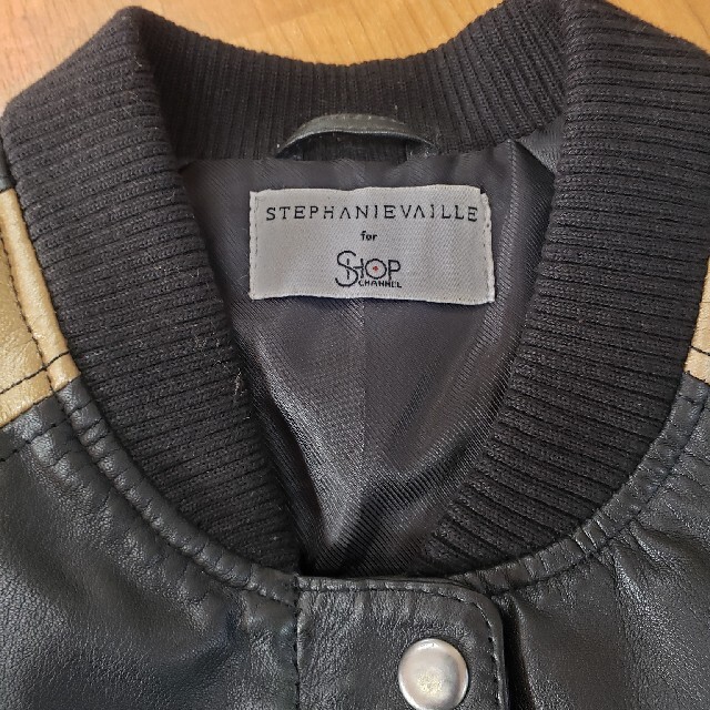STEPHANIEVAILLE 羊革ジャケットゴールド✖️ブラック未使用　未使用 メンズのジャケット/アウター(レザージャケット)の商品写真