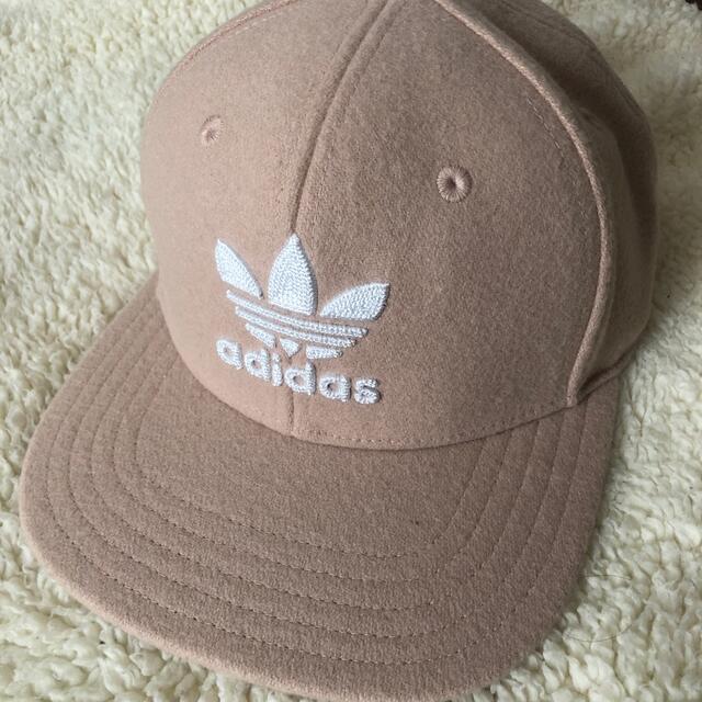 adidas(アディダス)のキャップ　アディダス　adidas　新品　タグ付き レディースの帽子(キャップ)の商品写真