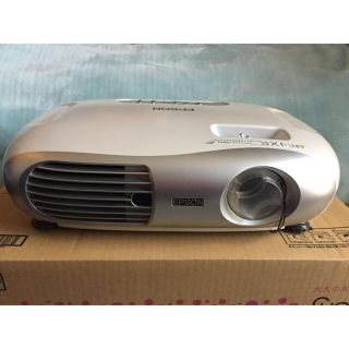 贈る結婚祝い EB-935W EPSON エプソン 使用時間150時間 プロジェクター 純正買蔵 EPSON 使用時間150時間 プロジェクター エプソン EB-935W プロジェクター